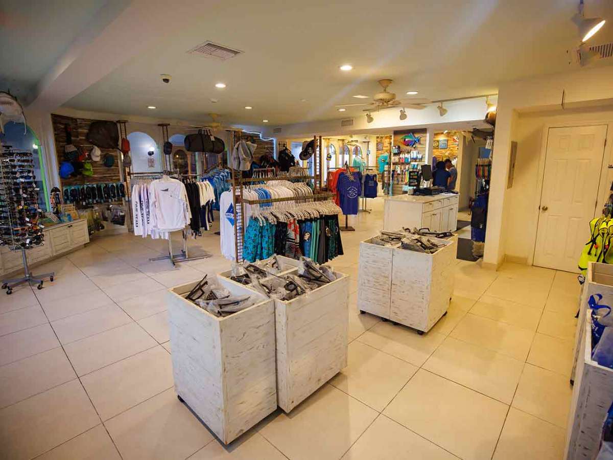 Dive Shop in Providenciales, Turks and Caicos Dive Provo